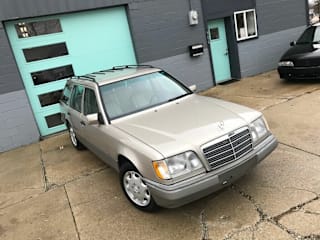 1994 Mercedes-Benz E-Class E 320 WDBEA92E7RF273820 1994 Mercedes-Benz E-Class E 320