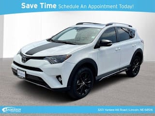 2018 Toyota RAV4 XLE 2T3RFREV3JW771340 2018 Toyota RAV4 XLE