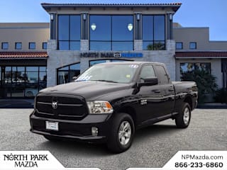 2018 Ram Pickup 1500 Express 1C6RR7FG2JS192318 2018 Ram Pickup 1500 Express