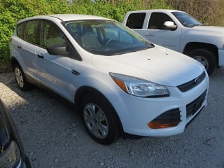 2013 Ford Escape S 1FMCU0F78DUA32985 2013 Ford Escape S