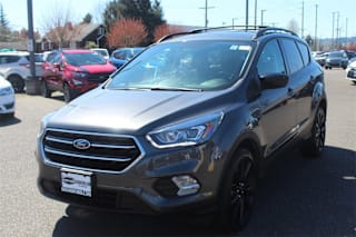 2018 Ford Escape SE 1FMCU9GD9JUD34452 2018 Ford Escape SE