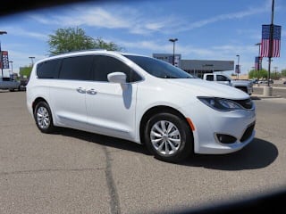 2018 Chrysler Pacifica Touring L 2C4RC1BGXJR277051 2018 Chrysler Pacifica Touring L