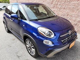 2019 FIAT 500L Trekking ZFBNFADH9KZ042081 2019 FIAT 500L Trekking