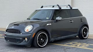 2011 MINI Cooper S WMWSV3C58BTY15743 2011 MINI Cooper S