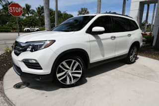 2017 Honda Pilot 5FNYF6H00HB000599 2017 Honda Pilot