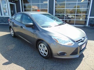 2013 Ford Focus S 1FADP3E25DL242320 2013 Ford Focus S
