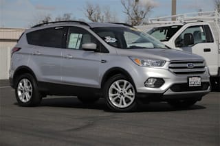 2018 Ford Escape 1FMCU0GD4JUB27818 2018 Ford Escape