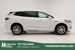2020 Buick Enclave Avenir 5GAEVCKW7LJ233061 2020 Buick Enclave Avenir