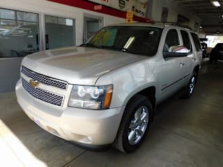 2011 Chevrolet Tahoe 1GNSKCE04BR249324 2011 Chevrolet Tahoe
