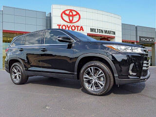 2019 Toyota Highlander LE Plus 5TDZZRFH4KS354358 2019 Toyota Highlander LE Plus