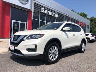 2017 Nissan Rogue SV 5N1AT2MV0HC884668 2017 Nissan Rogue SV