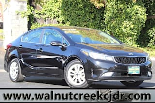 2017 Kia Forte 3KPFL4A72HE048235 2017 Kia Forte