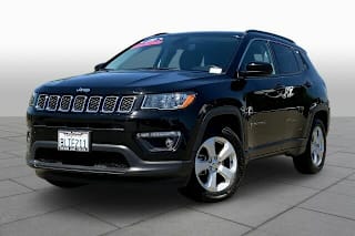 2019 Jeep Compass Latitude 3C4NJCBB7KT750021 2019 Jeep Compass Latitude