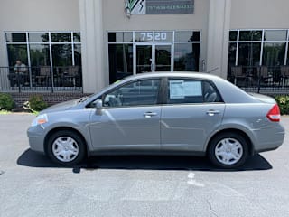 2011 Nissan Versa 1.8 S 3N1BC1AP0BL486321 2011 Nissan Versa 1.8 S