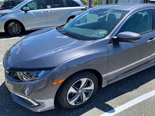 2019 Honda Civic LX 2HGFC2F67KH606677 2019 Honda Civic LX