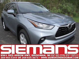 2020 Toyota Highlander LE 5TDBZRBHXLS007044 2020 Toyota Highlander LE