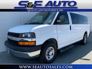 2016 Chevrolet Express Passenger LT 3500 1GAZGMFG0G1263648 2016 Chevrolet Express Passenger LT 3500
