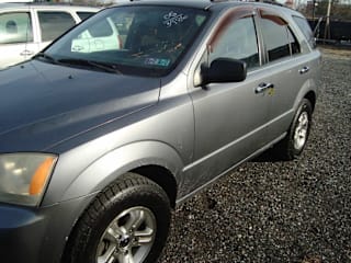2005 Kia Sorento KNDJC733055391798 2005 Kia Sorento