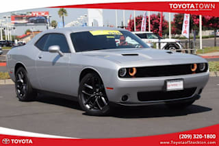 2019 Dodge Challenger SXT 2C3CDZAG6KH663268 2019 Dodge Challenger SXT