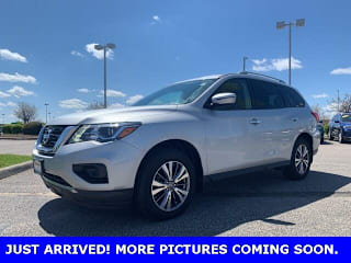 2018 Nissan Pathfinder S 5N1DR2MM9JC626934 2018 Nissan Pathfinder S