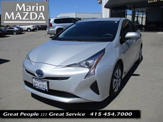 2018 Toyota Prius Two JTDKBRFU7J3586438 2018 Toyota Prius Two