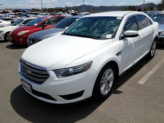 2016 Ford Taurus SE 1FAHP2D83GG154056 2016 Ford Taurus SE