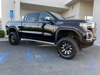 2019 GMC Sierra 1500 Denali 1GTU9FEL6KZ198207 2019 GMC Sierra 1500 Denali
