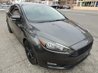 2017 Ford Focus 1FADP3FE6HL260176 2017 Ford Focus