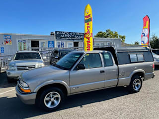 2001 Chevrolet S-10 LS 1GCCS19W518112512 2001 Chevrolet S-10 LS