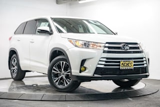 2018 Toyota Highlander LE Plus 5TDBZRFH1JS883783 2018 Toyota Highlander LE Plus