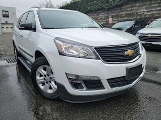 2016 Chevrolet Traverse LS 1GNKVFED5GJ262942 2016 Chevrolet Traverse LS