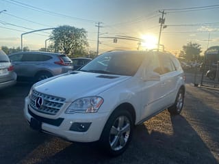 2011 Mercedes-Benz M-Class ML 350 4MATIC 4JGBB8GB9BA679798 2011 Mercedes-Benz M-Class ML 350 4MATIC