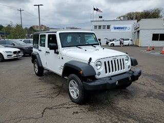 2017 Jeep Wrangler Unlimited Sport 1C4BJWDGXHL746675 2017 Jeep Wrangler Unlimited Sport