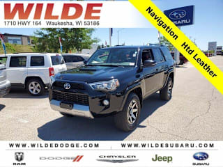 2019 Toyota 4Runner SR5 JTEBU5JR8K5632673 2019 Toyota 4Runner SR5