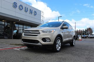 2018 Ford Escape SE 1FMCU9GD6JUA41270 2018 Ford Escape SE