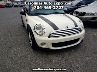 2011 MINI Cooper Clubman WMWZF3C58BTX82402 2011 MINI Cooper Clubman