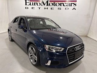 2018 Audi A3 2.0T quattro Premium WAUB8GFF2J1060599 2018 Audi A3 2.0T quattro Premium