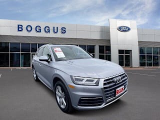 2019 Audi Q5 2.0T quattro Premium Plus WA1BNAFYXK2097240 2019 Audi Q5 2.0T quattro Premium Plus