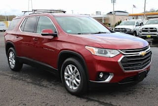 2018 Chevrolet Traverse LT Cloth 1GNEVGKW4JJ228751 2018 Chevrolet Traverse LT Cloth