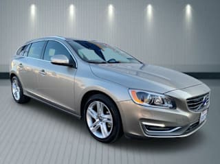 2015 Volvo V60 T5 Drive-E Platinum YV140MEM7F1260882 2015 Volvo V60 T5 Drive-E Platinum