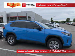 2019 Toyota RAV4 LE 2T3F1RFV5KW064726 2019 Toyota RAV4 LE