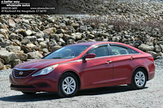 2011 Hyundai Sonata 5NPEB4AC9BH211803 2011 Hyundai Sonata