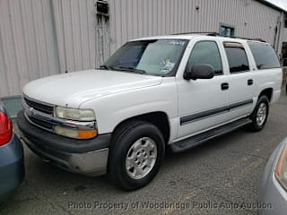 2002 Chevrolet Suburban 1500 3GNFK16Z42G353329 2002 Chevrolet Suburban 1500