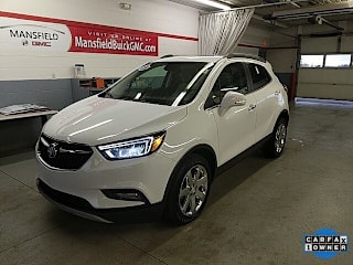 2018 Buick Encore Essence KL4CJCSB0JB588279 2018 Buick Encore Essence