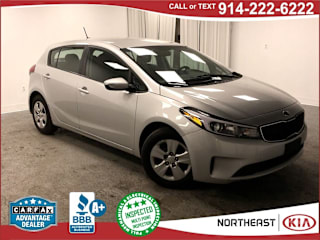 2017 Kia Forte5 KNAFK5A84H5700881 2017 Kia Forte5