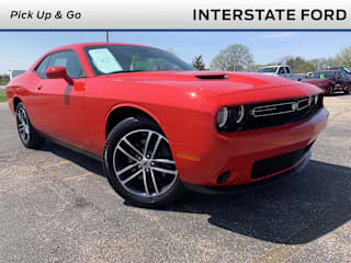 2019 Dodge Challenger SXT 2C3CDZGG8KH676210 2019 Dodge Challenger SXT