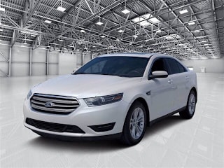 2015 Ford Taurus 1FAHP2E88FG158441 2015 Ford Taurus