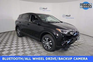 2018 Toyota RAV4 LE 2T3BFREVXJW785897 2018 Toyota RAV4 LE