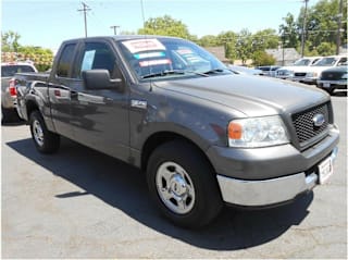 2005 Ford F-150 XLT 1FTRX12545FB62395 2005 Ford F-150 XLT