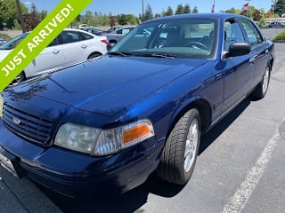 2003 Ford Crown Victoria LX 2FAHP74W23X182706 2003 Ford Crown Victoria LX